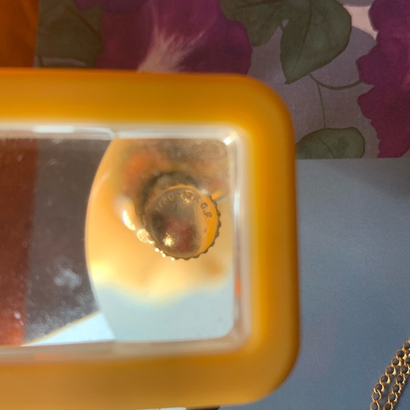 12k Gold Filled Celluloid Flowers Necklace Earring Set; and Golden Tone brooch. - Picture 9 of 10